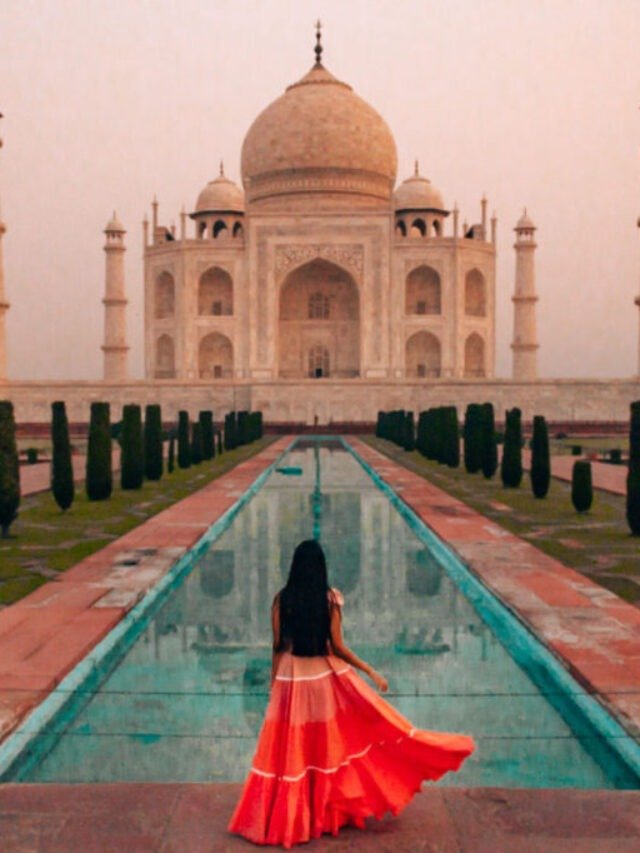 Taj-Mahal-grounds-1024x683